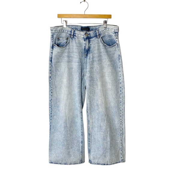 SOLD - Picture 2 of 7